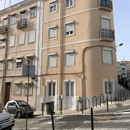 - Arroios Apartment *