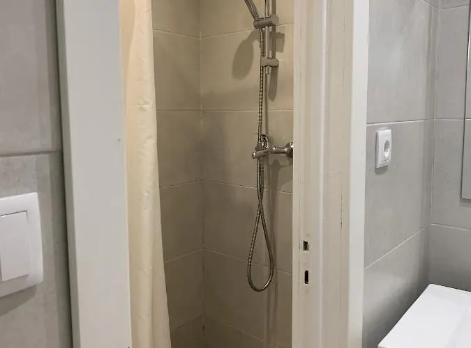 - Arroios Апартаменты