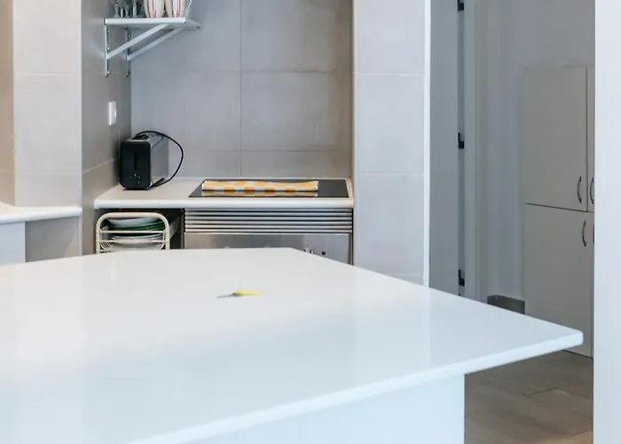 - Arroios Апартаменты